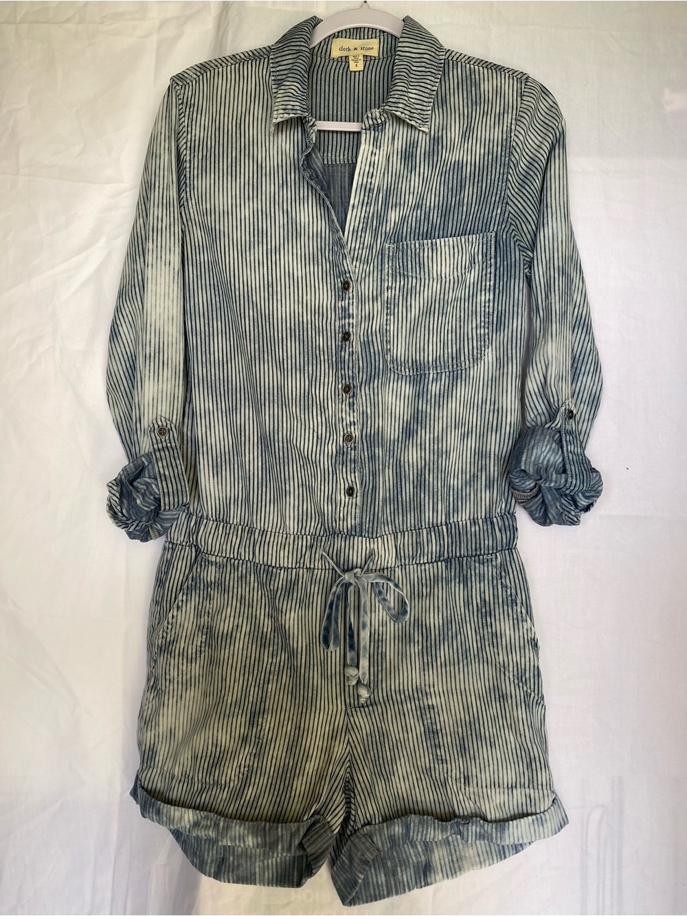 Cloth & stone striped chambray Lyocell button front romper pockets pockets small